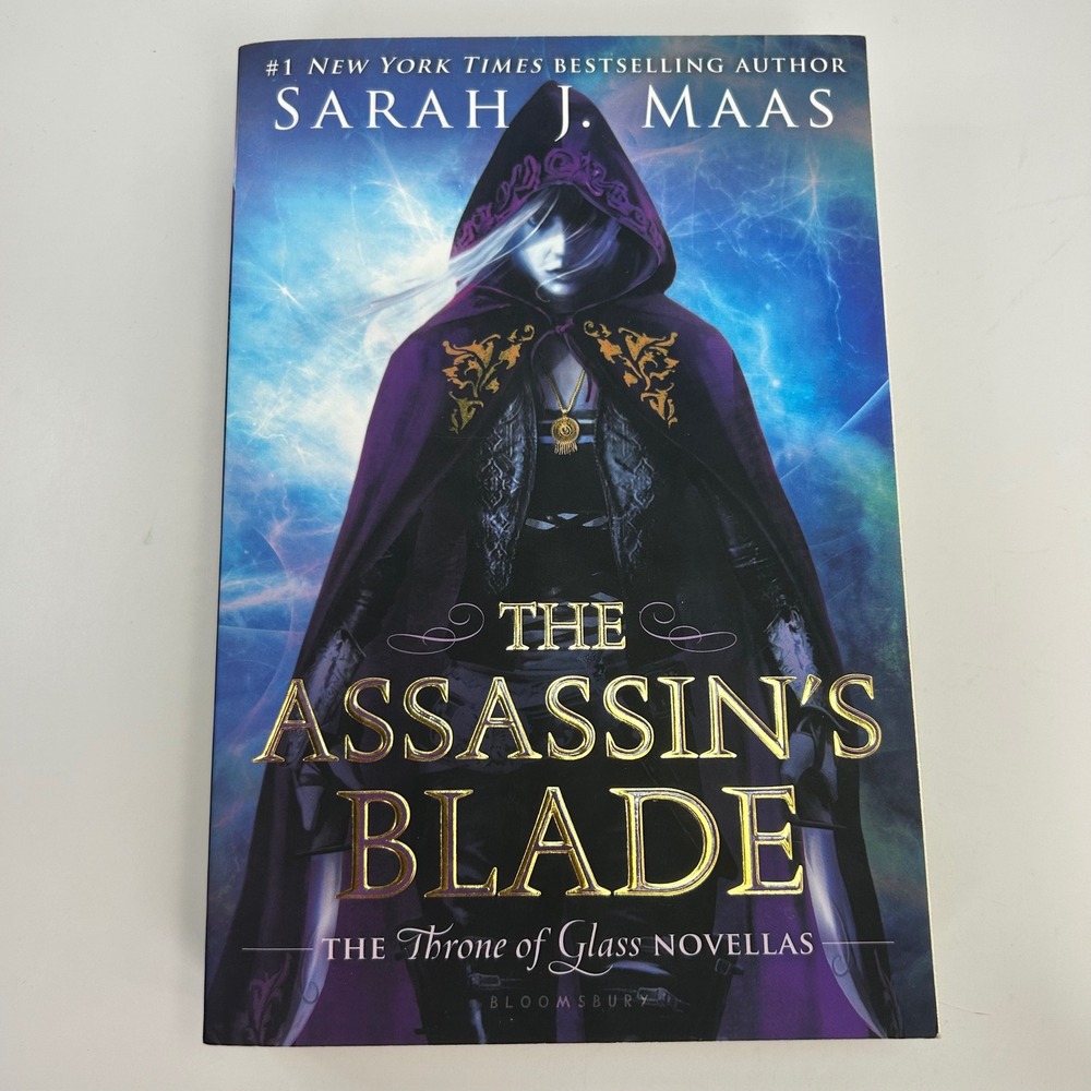 The Assassin's Blade Paperback by Sarah J. Maas Throne of Glass